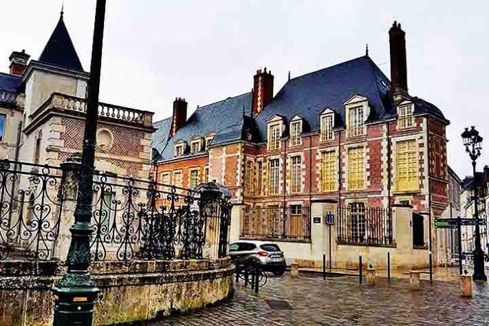 Orléans, França (Edifícios 16/17 encontrados na rue de l'Escure, em frente ao Hôtel Groslot) - Tábuas de maldição romanas de 2 mil anos, Orléans, França 