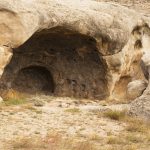 Túmulo/caverna