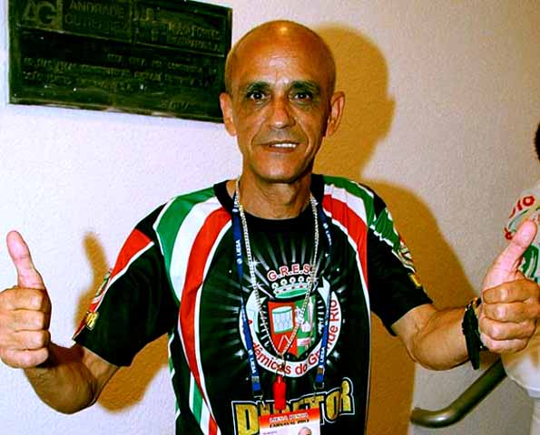 <p>Nascido no Rio de Janeiro, em 20 de Julho de 1956, Mestre Ciça construiu uma vida inteira dedicada ao samba e ao carnaval.</p>
