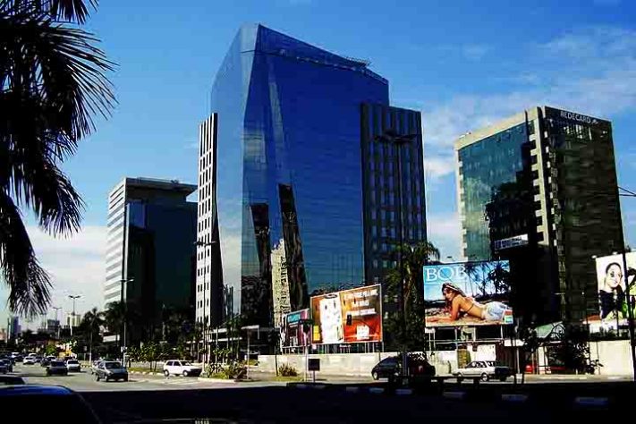 Vila Olímpia, São Paulo - Os 10 bairros mais valorizados do Brasil - . Erick/Wikimédia Commons