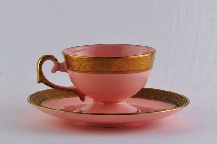 Pesquisas recentes exploram porcelana avanÃ§ada como material em aplicaÃ§Ãµes de alta temperatura e resistÃªncia.
