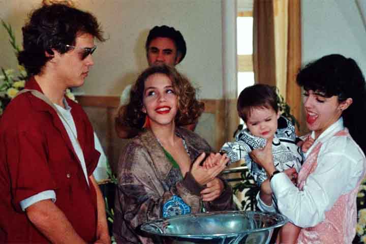 Na sequência da carreira, interpretou Rei em "Bebê a Bordo" (1988), lançando a moda da bandana na época. Também naquele ano, foi Aderbal, na minissérie adaptada do clássico "O Pagador de Promessas".
