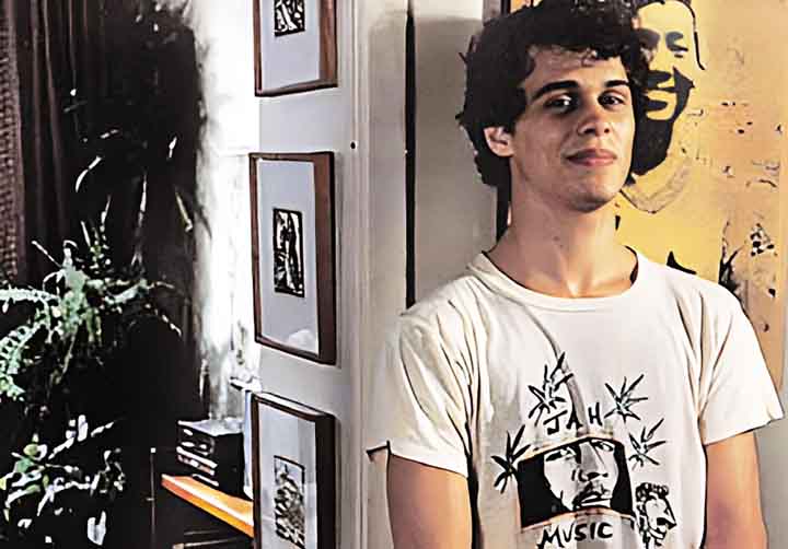 Em novelas da TV Globo, Fontes participou também de "Bang Bang", "Malhação" (duas temporadas), "Beleza Pura", "Cordel encantado", "Boogie Oogie", "Órfãos da terra", "Renascer", entre outras.