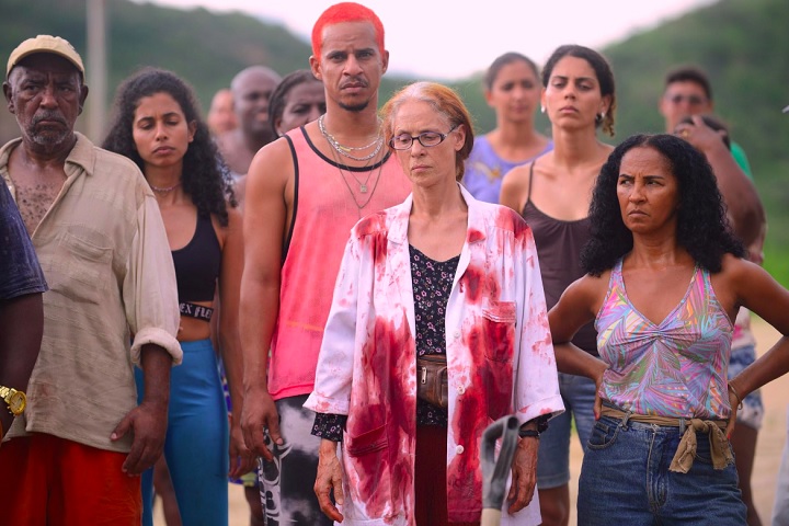 Esse é o terceiro trabalho do diretor brasileiro a disputar a Palma de Ouro. Os outros foram "Aquarius" (2016) e "Bacurau" (2019 - foto) — este último levou a premiação do júri.