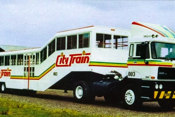 Ônibus mais longo do mundo carregava até 350 pessoas; conheça!