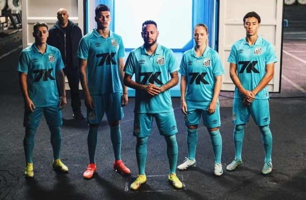 Santos lança uniforme em homenagem a Neymar