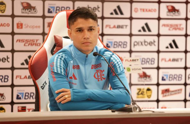Luiz Araújo revela jogada ensaiada em gol salvador do Flamengo