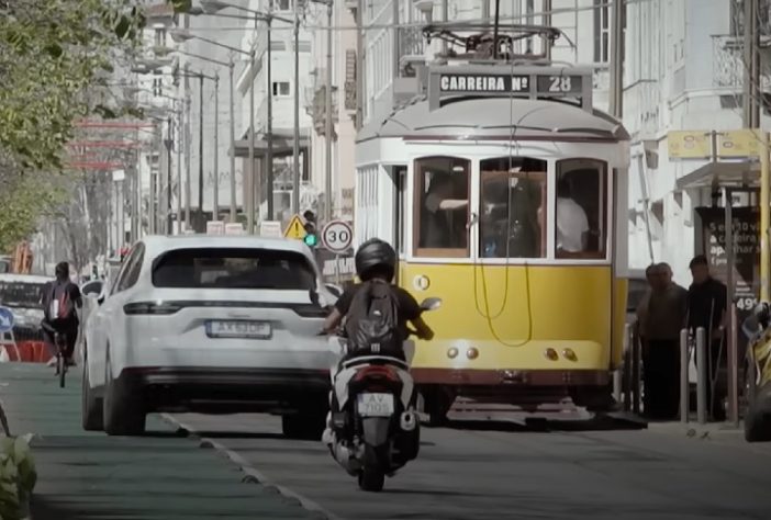 Ruas de Portugal - Reprodução/DW Brasil