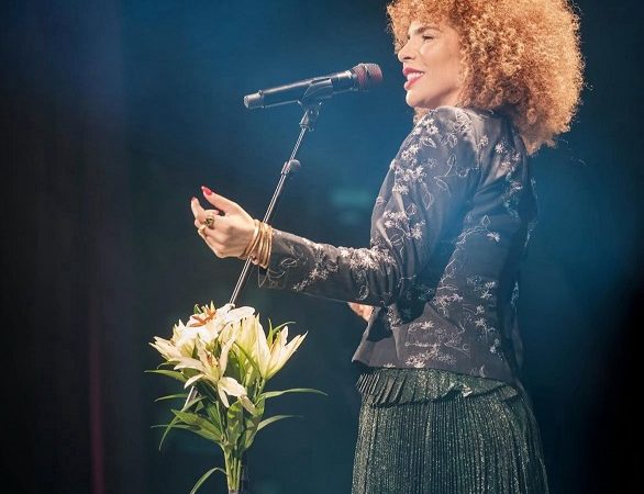 Vanessa da Mata será destaque de festival gratuito no Arpoador