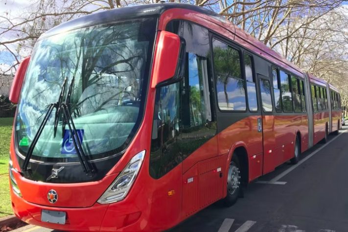Volvo Gran Artic 300
