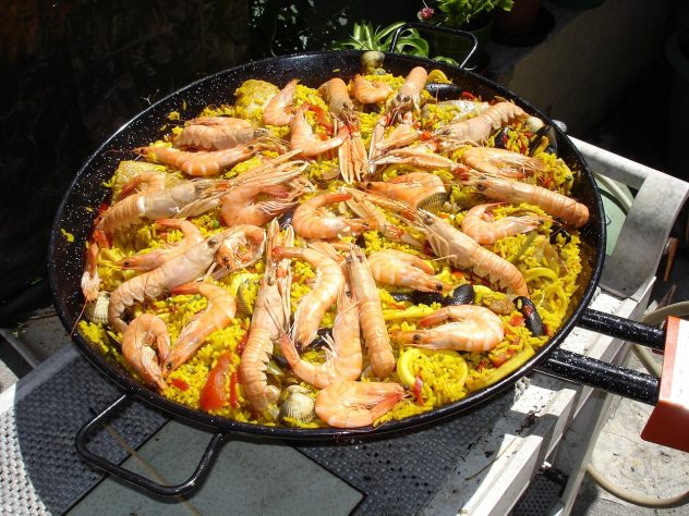 Paella - prato típico da Espanha