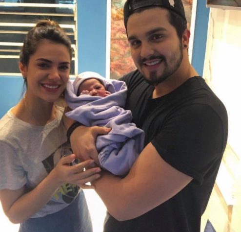 Luan Santana com a filha