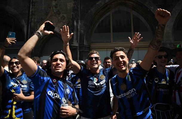 Torcidas de Inter de Milão e PSG vivem clima de festa em Munique