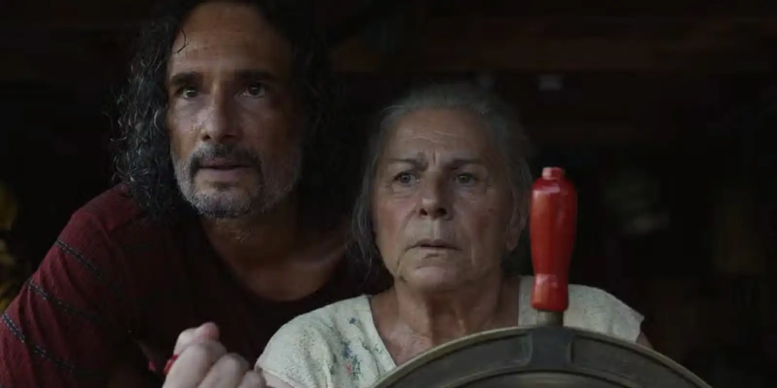 Rodrigo Santoro e Denise Weinberg no filme "O Último Azul"