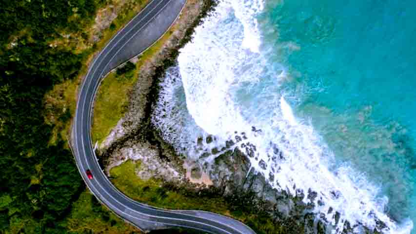 Esse grande anel viÃ¡rio formado pela Highway 1 Ã© conhecido como "The Big Lap" (A Grande Volta). 