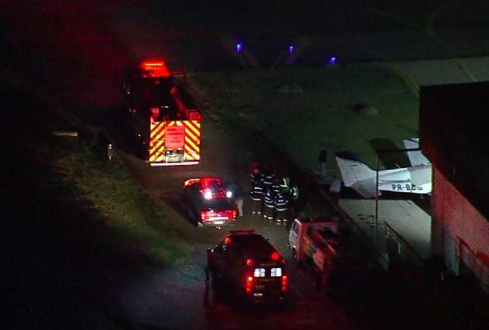 Apresentadora Lívia Andrade vive momentos de tensão durante voo de avião