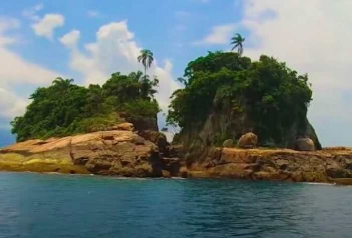 Ilha da Selinha - Praia minúscula do litoral de São Paulo tenta entrar para o Guinness Book como a menor do mundo