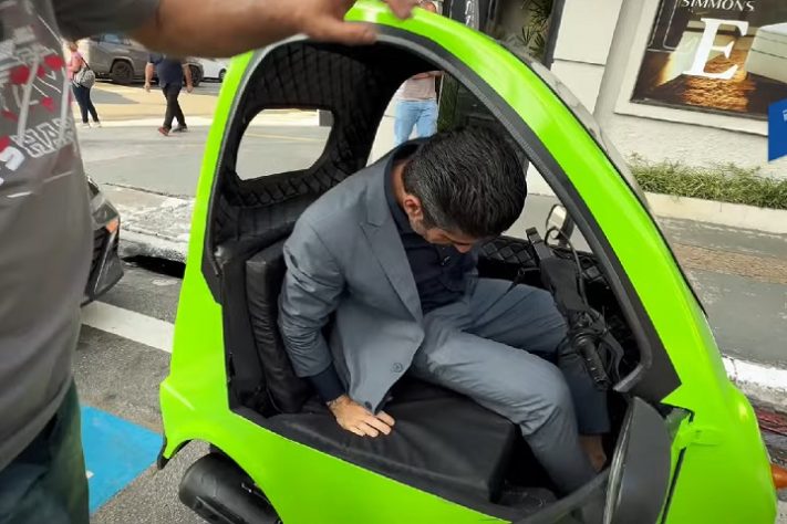 Brasileiro quer entrar para o Guinness Book após construir 'menor carro do mundo'