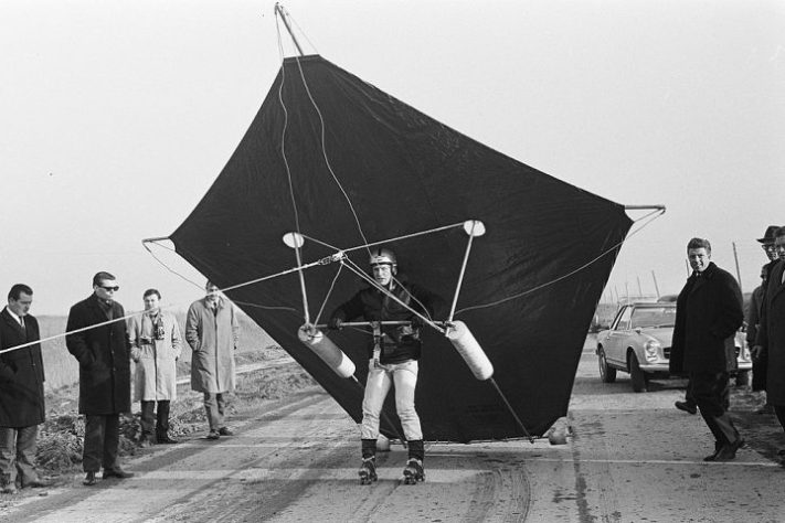 Parasailing/parascending - esporte aquático