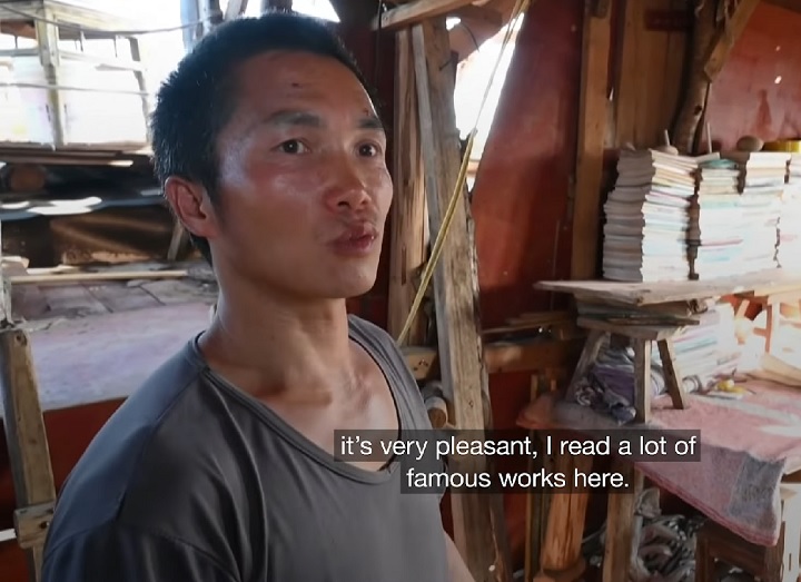 "Quando estou lá em cima, tenho a impressão de ser um nômade. As pessoas costumam dizer que é perigoso e que deveria ser demolido, mas nunca permitirei que ninguém o destrua", afirma o chinês.