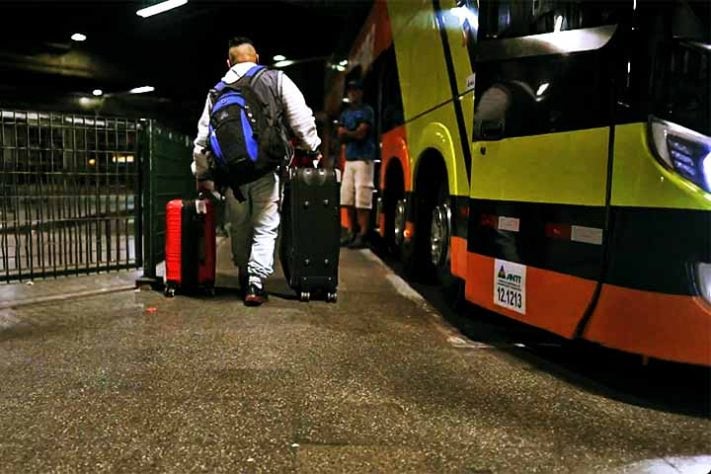 Além do Rio de Janeiro, é possível embarcar em outras cidades, como São Paulo - Viagem de ônibus mais longa do mundo - Reprodução de vídeo G1