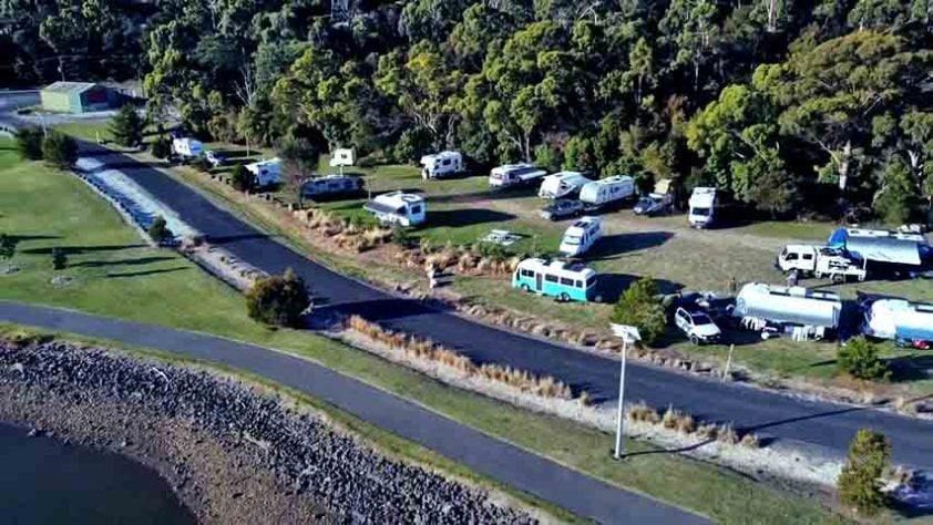 Mas viajar pela Highway 1 exige planejamento - Maior estrada nacional do mundo - Reprodução do Youtube Camp Winnie Travelling Australia