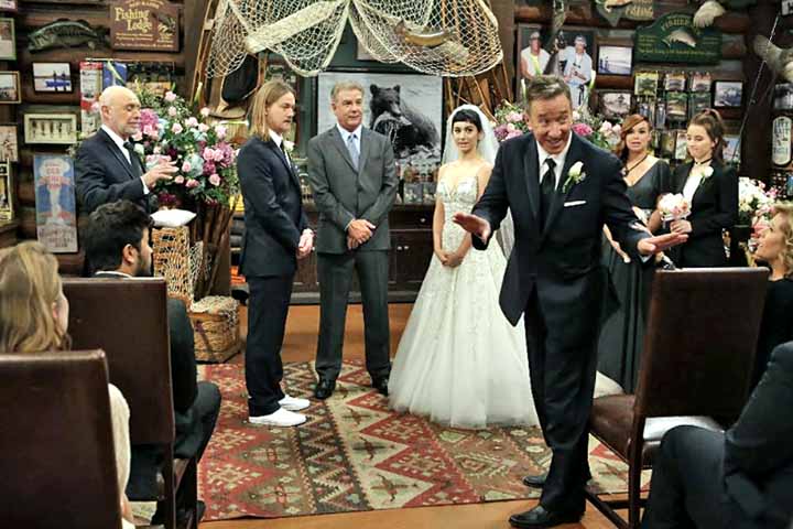 Entre 2011 e 2017, Tim Allen voltou a protagonizar uma sitcom da ABC, “Last Man Standing”, da qual também foi produtor executivo. 
