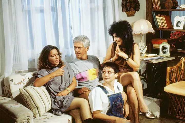 Nos anos 90, ela seguiu com papéis relevantes em novelas bem-sucedidas, a exemplo de 