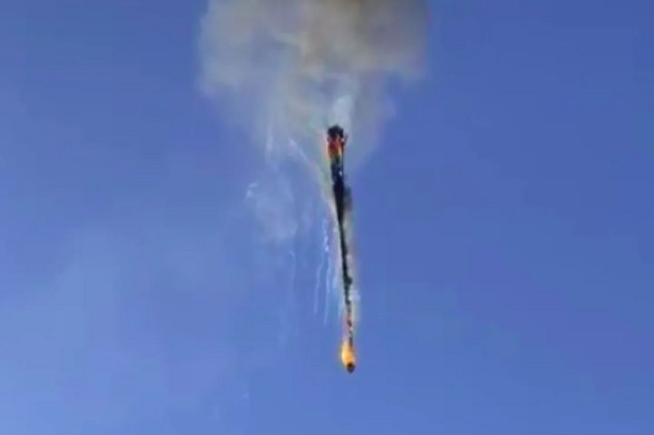 O piloto, que Ã© licenciado pela AgÃªncia Nacional de AviaÃ§Ã£o Civil (Anac), tentou apagar o fogo com um extintor que falhou.