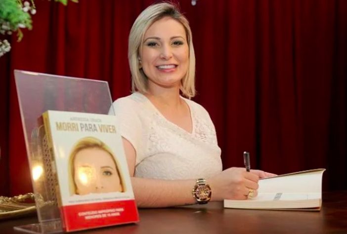 Andressa Urach livro 