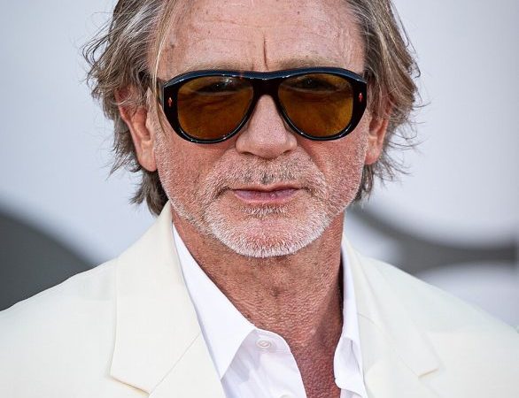 Daniel Craig pode viver Christopher Dent em “Batman: Parte 2”, diz site