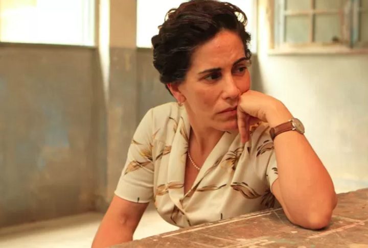 Em "Nise: O Coração da Loucura" (2016), Glória deu vida à psiquiatra Nise da Silveira, papel pelo qual foi aclamada pela crítica.