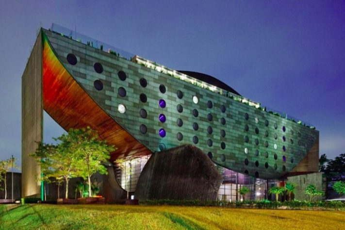 Hotéis com as diárias mais caras do Brasil - Hotel Unique, São Paulo