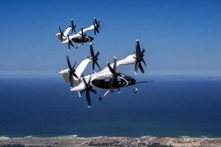 Joby Aviation realiza voo simultâneo de duas de dois carros voadores, na Califórnia