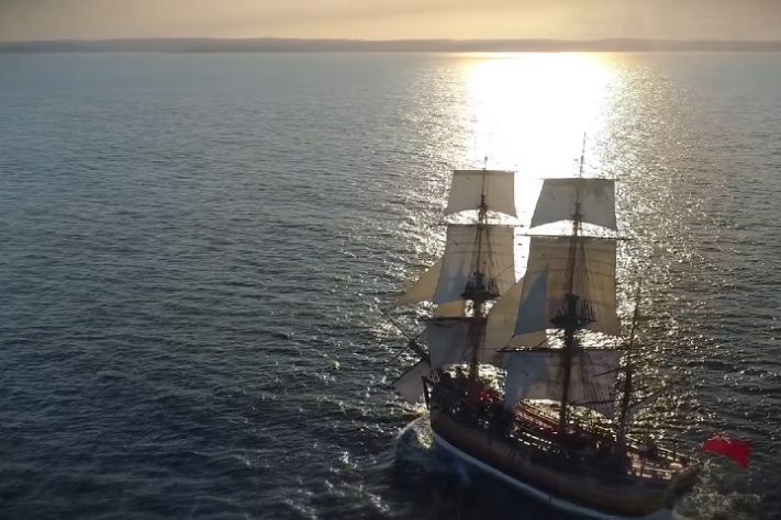 HMS Endeavour - James Cook