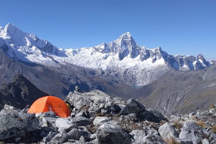 Nevado Artesonraju, Peru