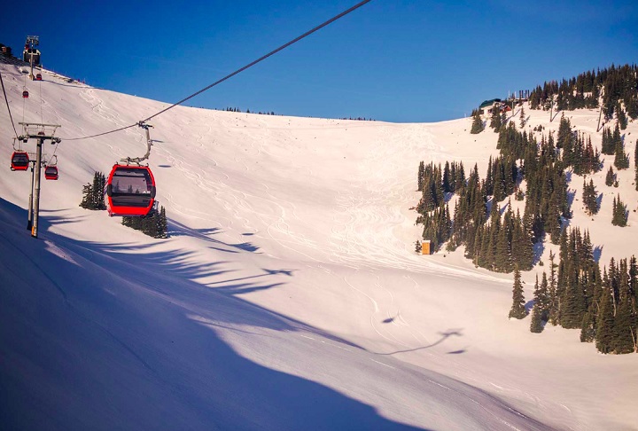 Em 2010, foi instalado o teleférico "Monte Rainier", considerado o único de alta velocidade do estado de Washington.