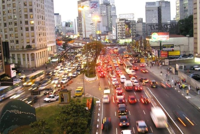 Carros novos e populares; veja modelos e preços até R$ 100 mil