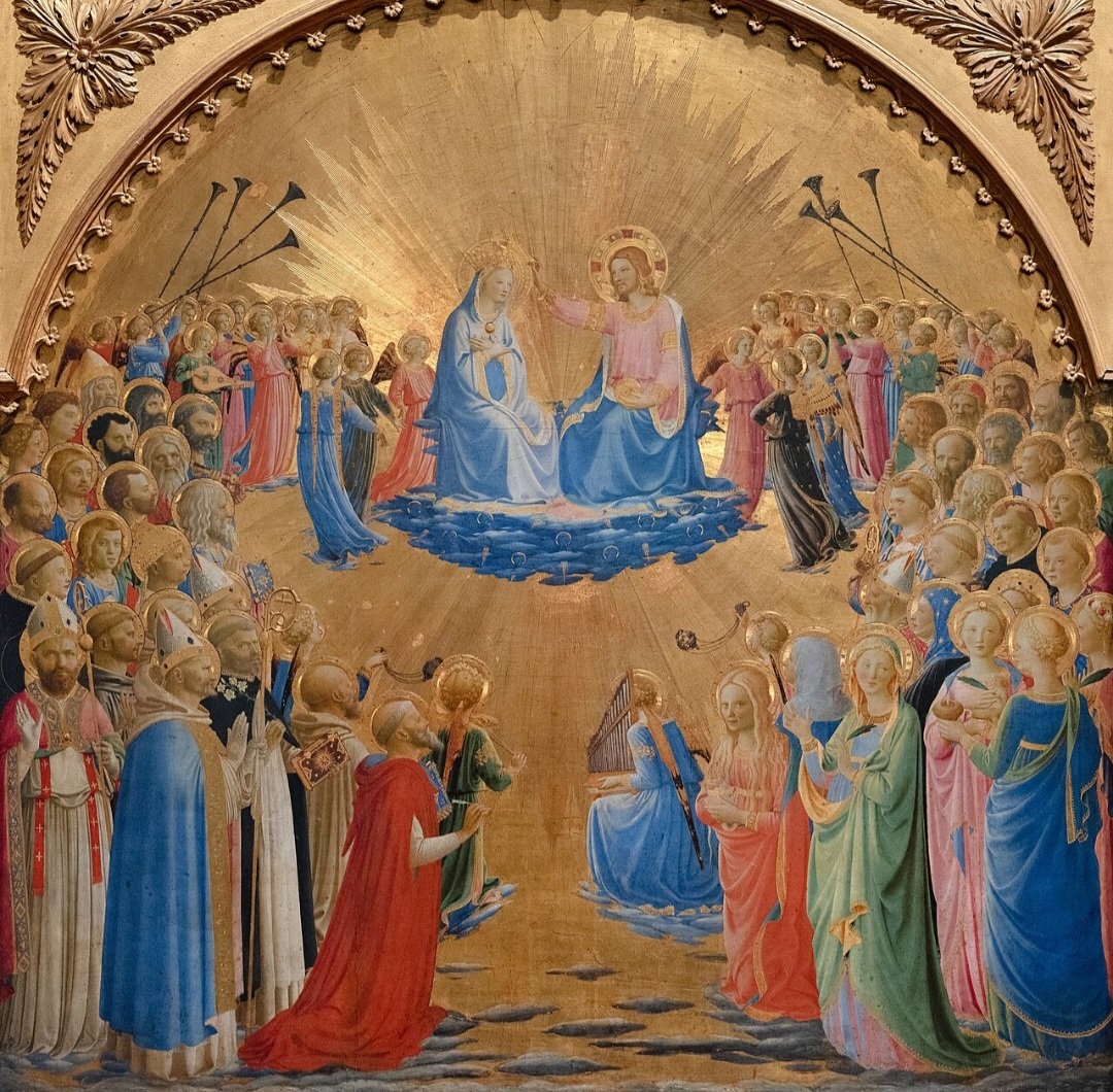 “A Coroação da Virgem” ,de Fra Angelico, criada por volta de 1435 no estilo renascentista inicial, mostra Cristo coroando Maria em uma cena celestial. A obra é admirada pela harmonia das cores e serenidade das figuras.-Domínio público 