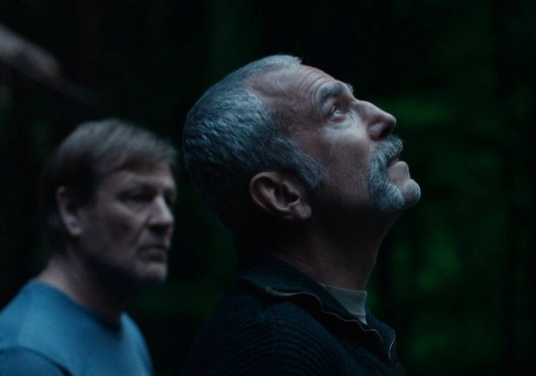 O longa acompanha o reencontro de dois irmãos — um ermitão e outro com vida convencional — em uma jornada de reconciliação. O elenco conta também com Sean Bean, Samantha Morton e Safia Oakley-Green.