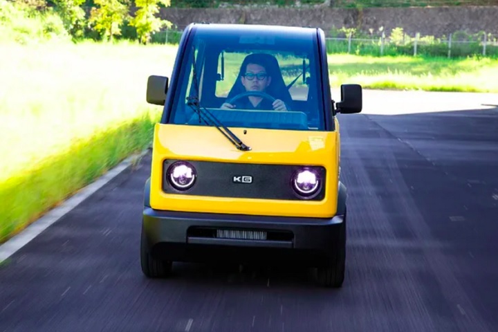 O Mibot promete uma autonomia de 100 km, velocidade máxima de 60 km/h e tempo de recarga de cinco horas.