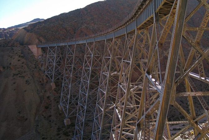 ‘Trem para as nuvens’: Ferrovia na Argentina é uma das mais altas do mundo