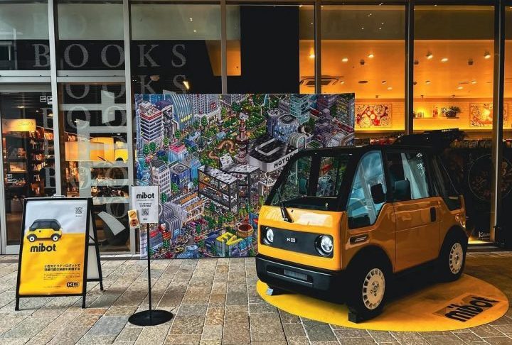 A maioria de pessoas que encomendou o Mibot já possuía um carro, o que mostra que o modelo é visto como um complemento à frota familiar.