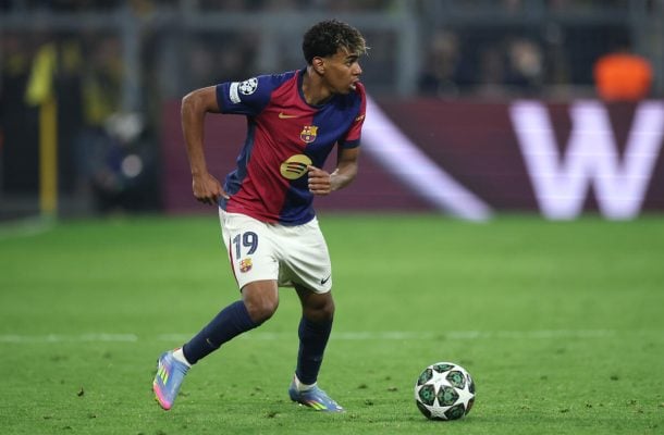 Yamal faz postagens que sugerem que ele será o novo camisa 10 do Barcelona
