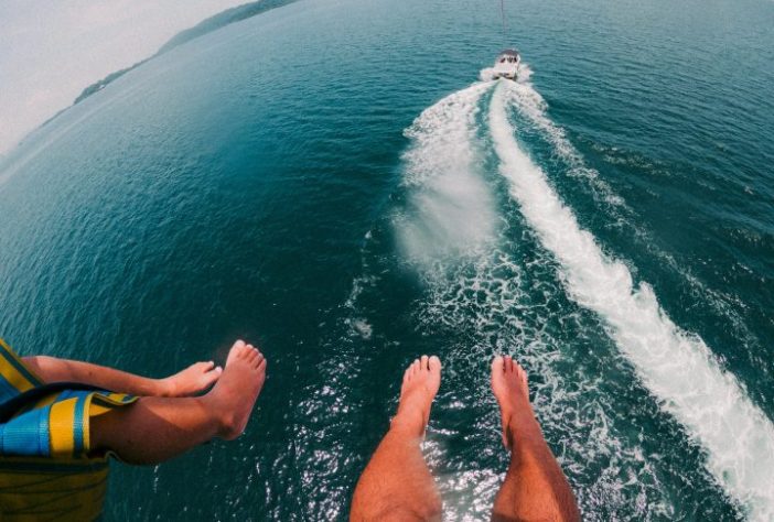 Parasailing/parascending - esporte aquático