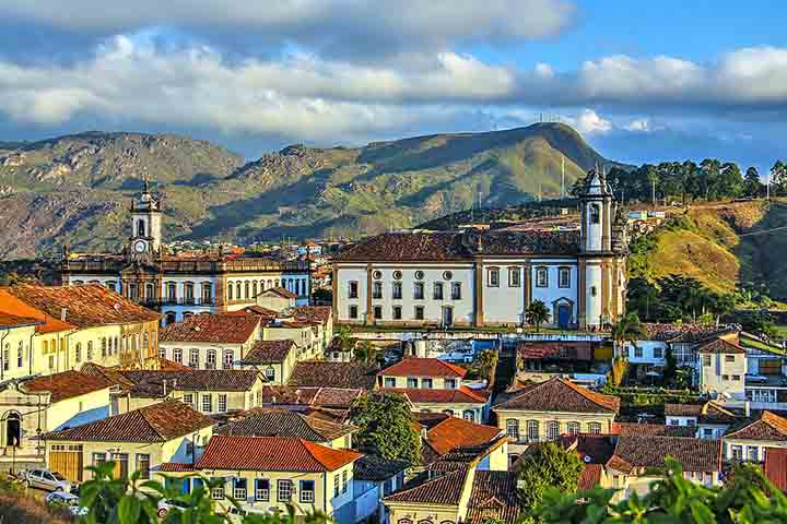 Cidade Histórica de Ouro Preto, Minas Gerais – Fundada no auge do ciclo do ouro, Ouro Preto preserva um conjunto fantástico de arquitetura colonial barroca. Foi o primeiro local brasileiro a receber o título, em 1980.