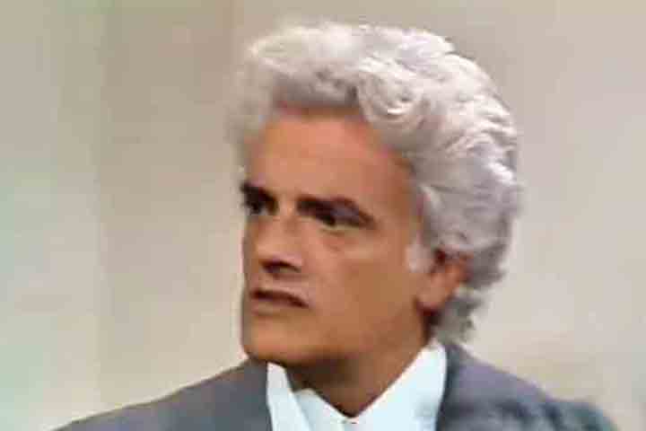 Walmor Chagas teve uma carreira que abrangeu teatro, televisÃ£o e cinema, com destaque para trabalhos como "SÃ£o Paulo S/A", "Luz del Fuego" e novelas como "Vereda Tropical", "Locomotivas" e "Os Maias". Foi casado com Cacilda Becker e morreu em 2013.