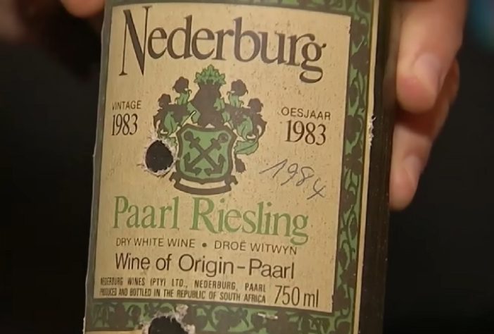 Casal compra casa antiga em SP e descobre uma adega cheia de vinhos dos anos 1970