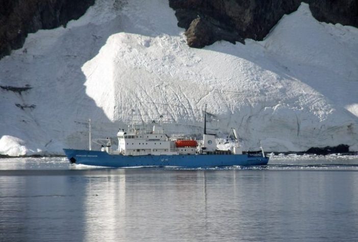 Navio de pesquisa Professor Molchanov — Wikimedia Commons/BluesyPete