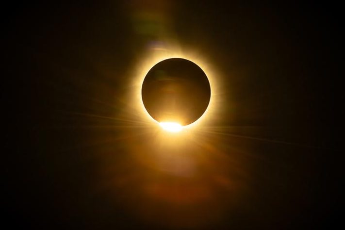 Eclipse mais longo da história